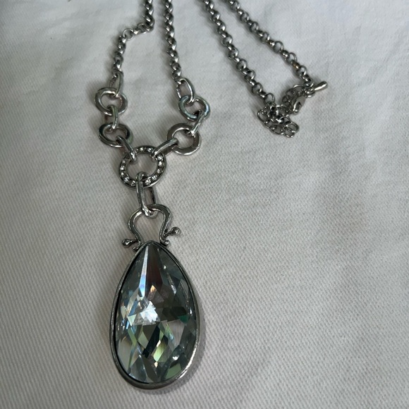 Lula N Lee Long Silver chain necklace with Teardrop Crystal. - Picture 3 of 7